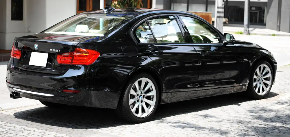 bmw_328i_06