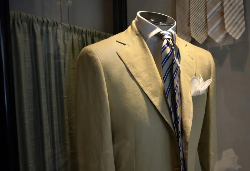 cesare-attolini-napoli-800x548