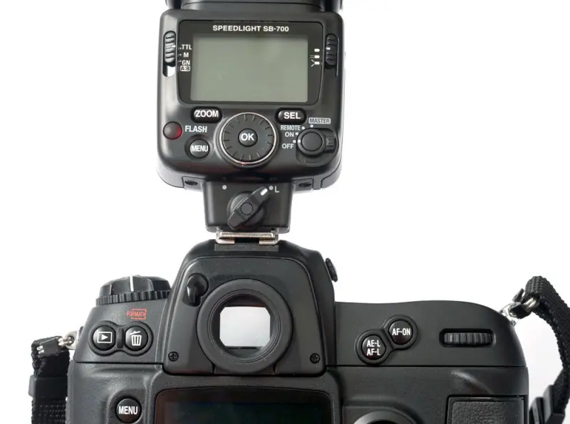 nikon-sb700-3
